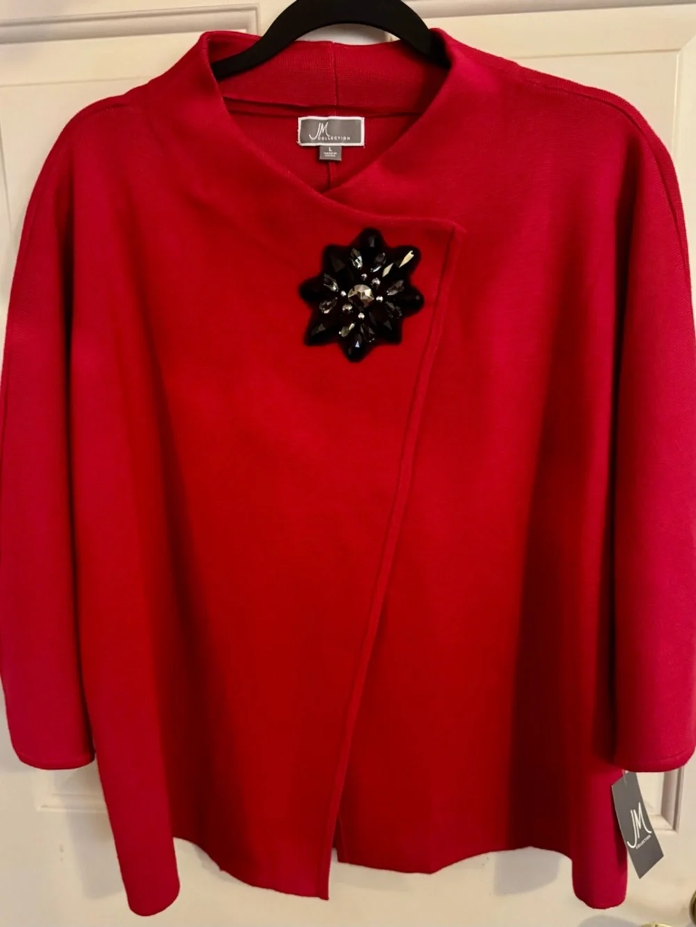 **NWT** JM Collection Red Asymmetrical Sweater Jacket & Jeweled Brooch Size - L - Picture 4 of 11